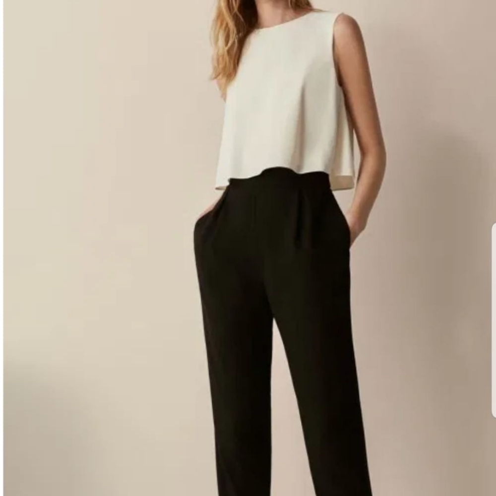 White & Black two-tone jumpsuit Size 6 (G)